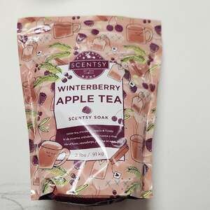Scentsy Winterberry Apple Tea Bath Soak - Pink and Purple